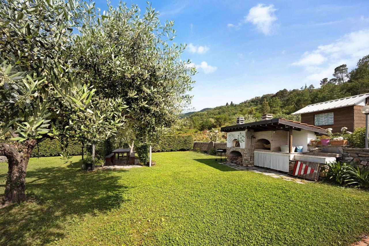 Mansarda Albero Verde Con Piscina Casanova Lerrone Экстерьер фото
